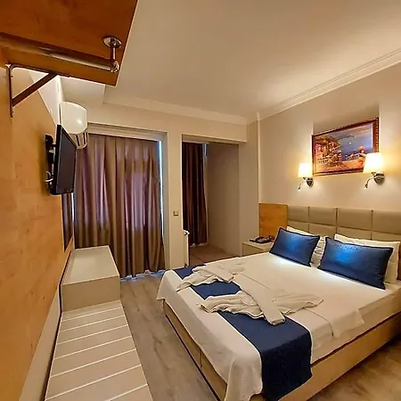 Hotel Afsin *